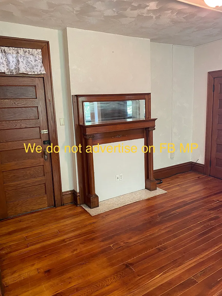 230 E Fairview Ave #3 photo 1