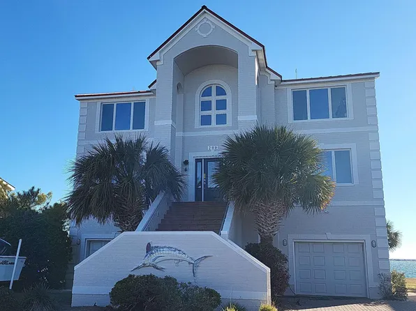 200 Bayview Boulevard, Atlantic Beach, NC 28512