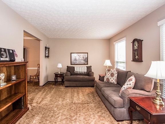 4th image of 627 Forestwood Dr