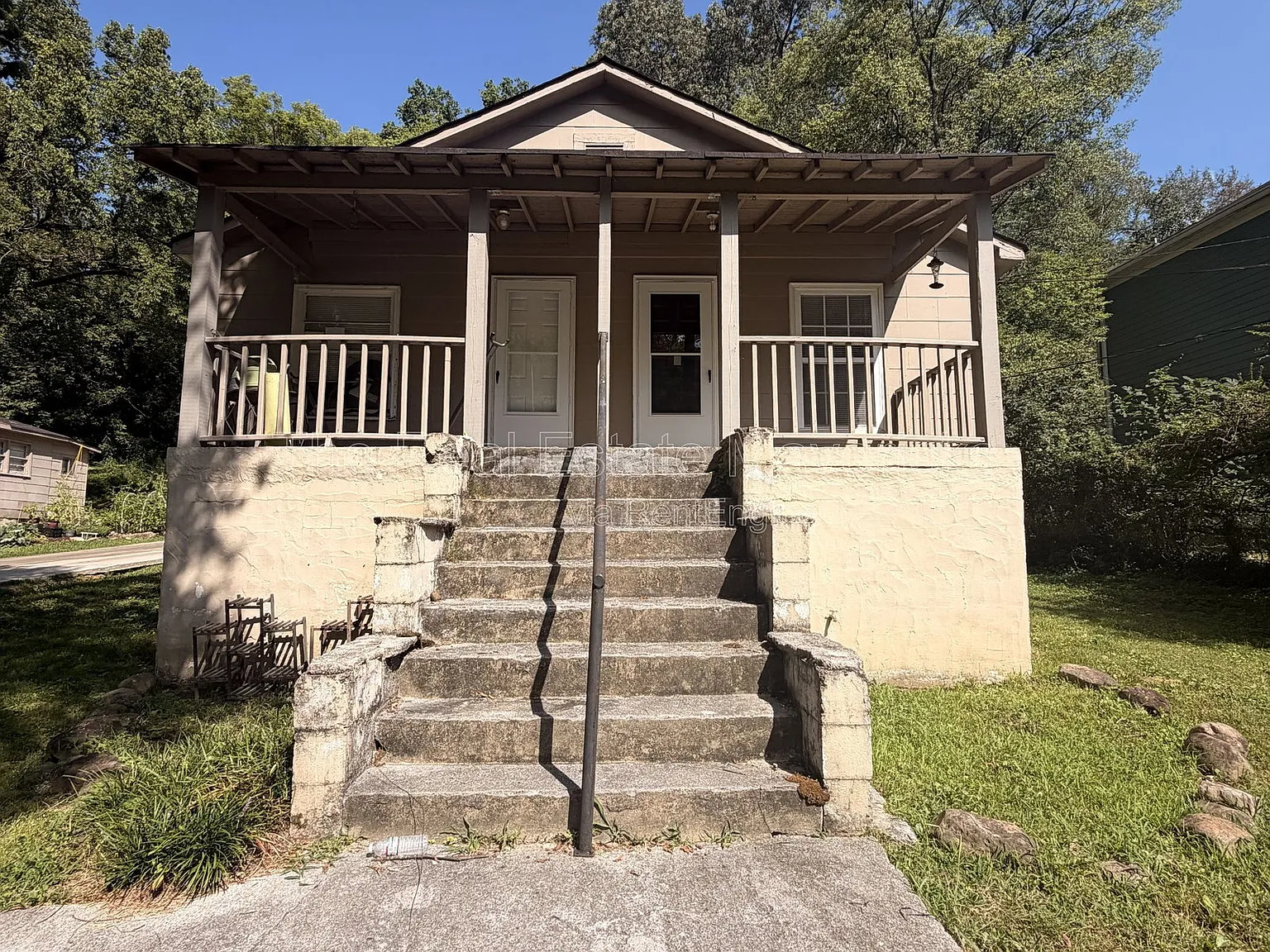 2 bed, 1.0 bath, 700 sqft, $1,150 — Photo 3