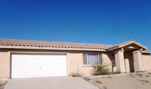 1st image of 2424 S Alexis Dr
