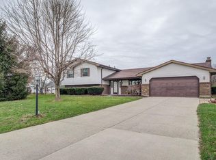 1740 Valley Heights Rd, Xenia, OH 45385