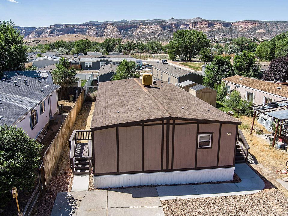 1st image of 262 Red Cliffs Dr