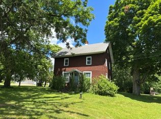 2610 E South Range Rd, New Springfield, OH 44443