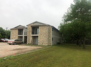 1003 Rock St APT 1, Bowie, TX 76230