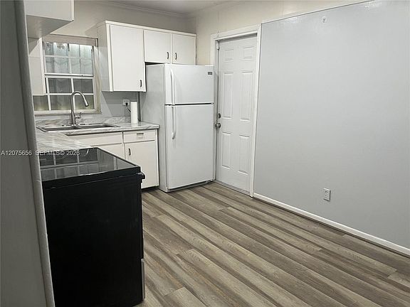 5th image of 1851 NW 51st Ter