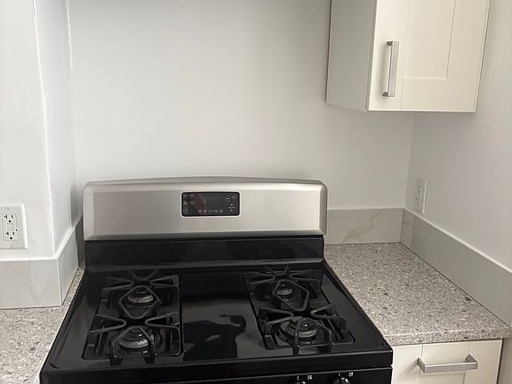 5th image of 1441 Taylor St APT 101