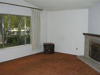 5th image of 1010 Rogers St