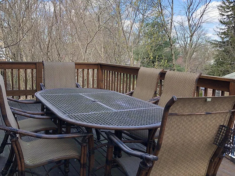 39 Newtonville Ave — Photo 10