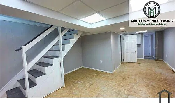 2 bed, $1,895 — Photo 2