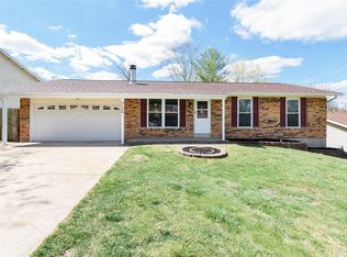 2126 Devonshire Dr, Imperial, MO 63052