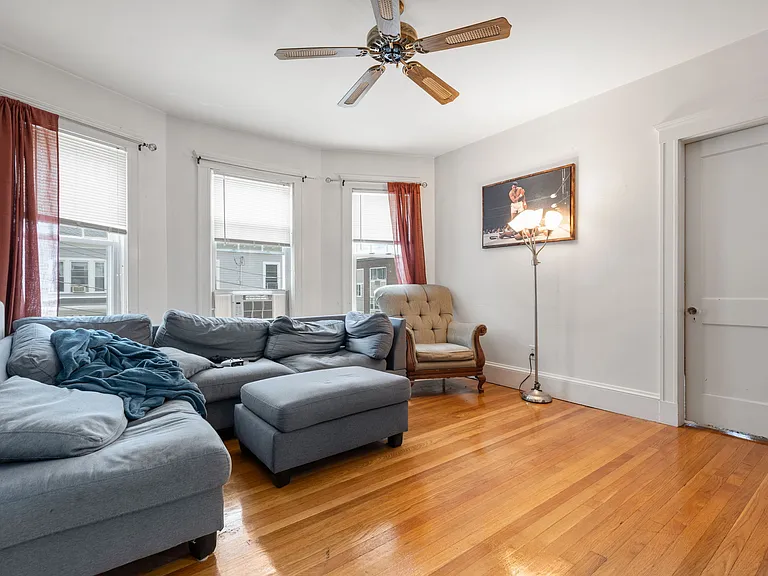 8 Malbert Rd #2 — Photo 2