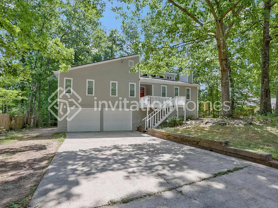 4036 Macedin Ct