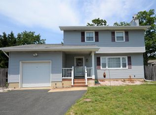 113 Jefferson Dr, Brick, NJ 08724