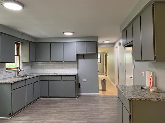 5th image of 2213 N 73rd Ct #G