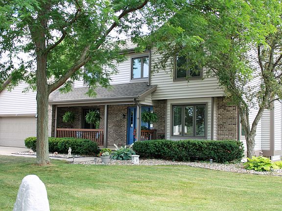 2nd image of 5141 Killarney Dr