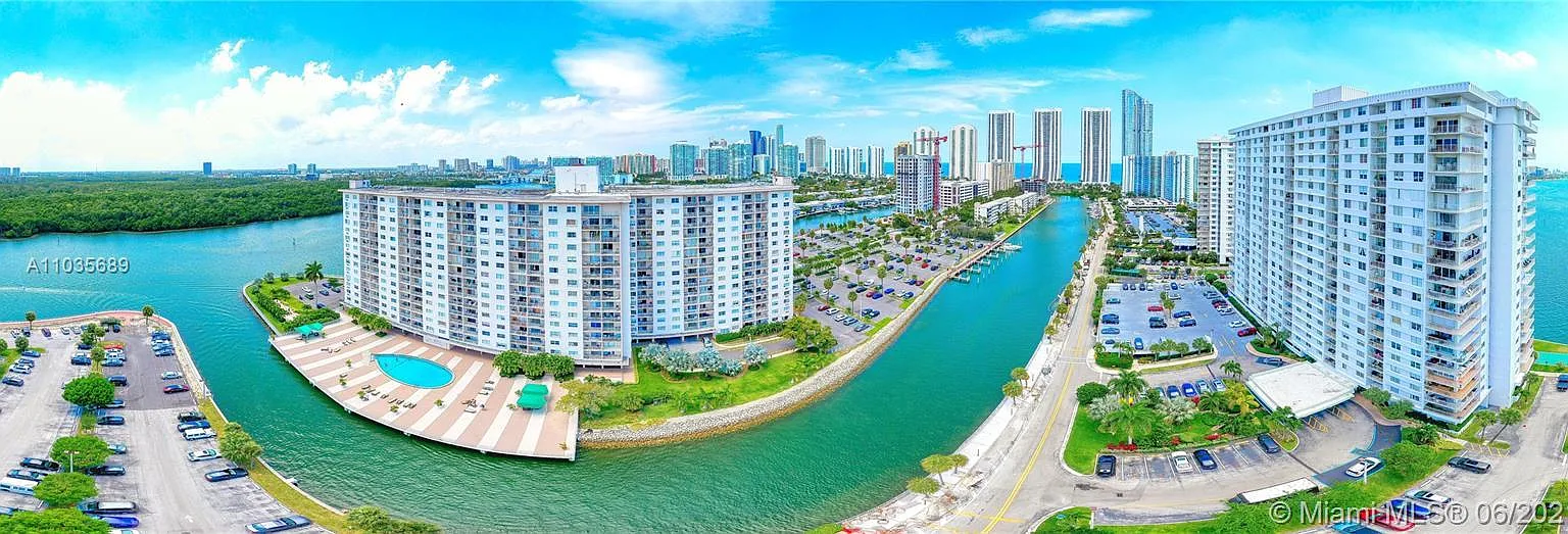 1 bed, 720 sqft, $1,750 — Photo 1