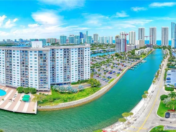 400 Kings Point Dr, Sunny Isles Beach, FL