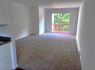 5A Woodside Ave APT 21, Danbury, CT 06810