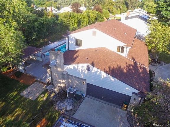 4th image of 22980 Kenwyck Dr
