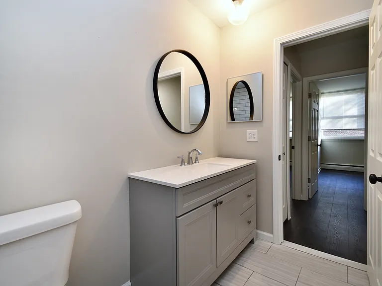 1637 W Nine Mile Rd #1 — Photo 5