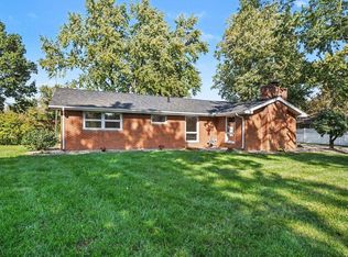 1327 E Reynolds St, Goshen, IN 46528