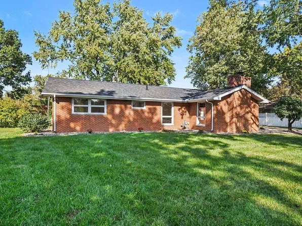 1327 E Reynolds St, Goshen, IN 46528