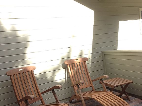 5th image of 1584 Starfish St