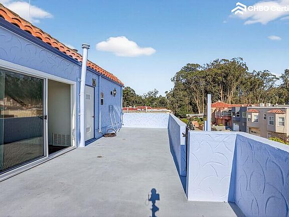 Huge deck ready for entertainment or gardening