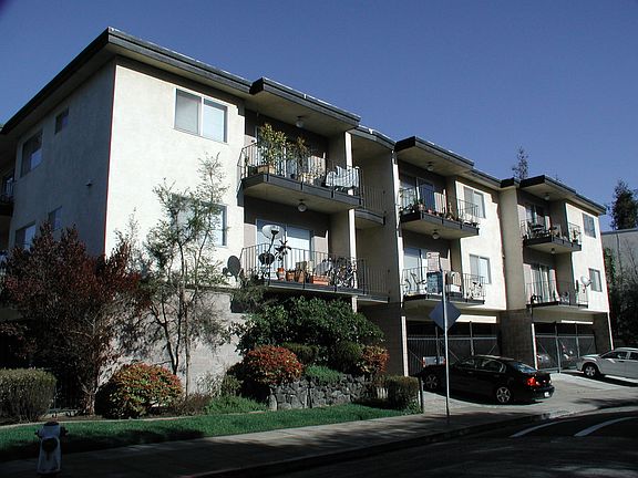 2nd image of 3401 Richmond Blvd APT 8