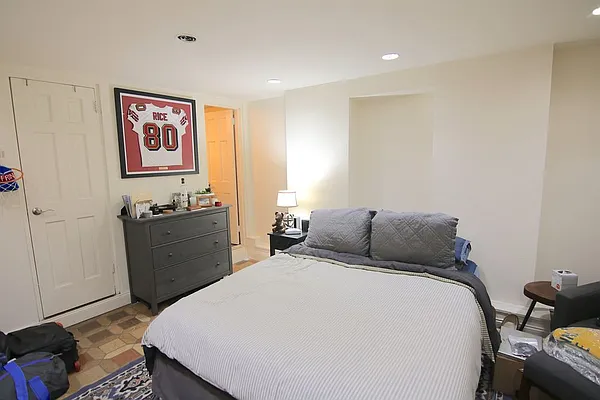 Rented by JK Dansar Corp | media 26