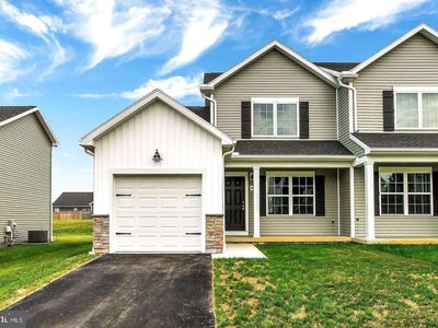 307 Maple Dr, Hanover, PA, 17331