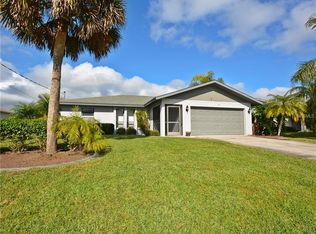 44 Mark Twain Ln, Rotonda West, FL 33947