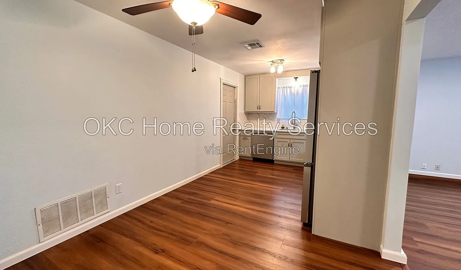 4 bed, 1.5 bath, 1281 sqft, $1,500 — Photo 3