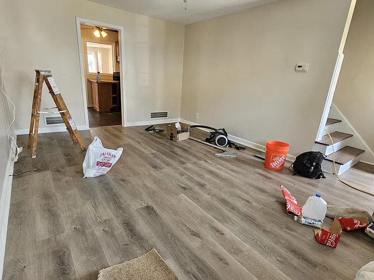 59 Moffett St — Photo 3