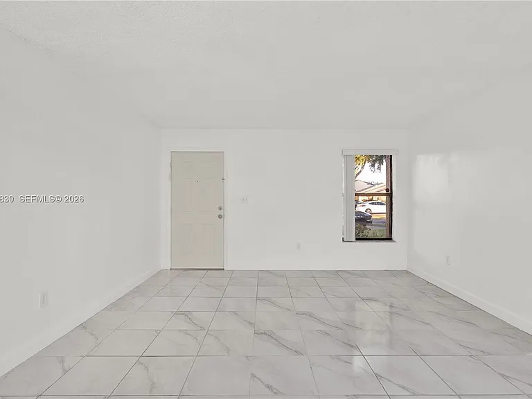 12704 SW 71st Ter — Photo 11
