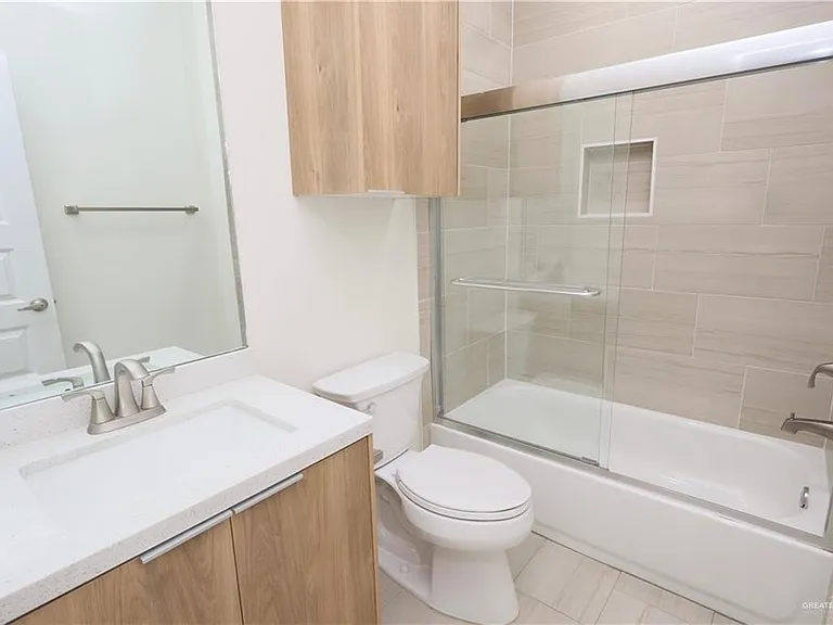 2612 E Israel Ave #A — Photo 16