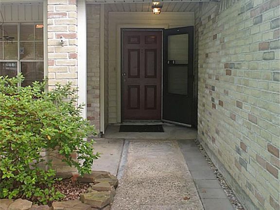 2nd image of 19322 Nasworthy Dr