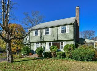 4 Robin Rd, Reading, MA 01867