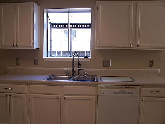 5th image of 2611 Northern Dr