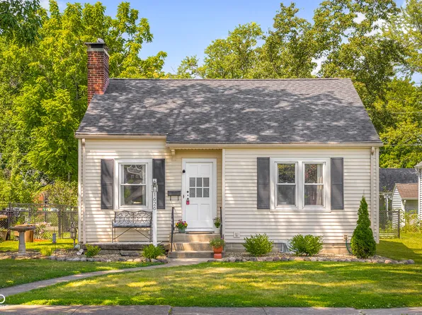 1626 Gilmore St, Columbus, IN 47201