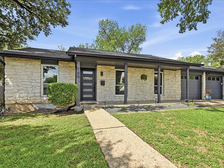 1605 Springer Ln — Photo 1