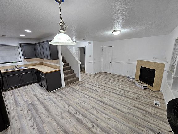 4th image of 623 SE Shega Ct