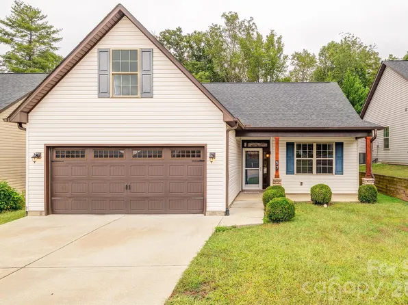 57 Brown St, Weaverville, NC 28787