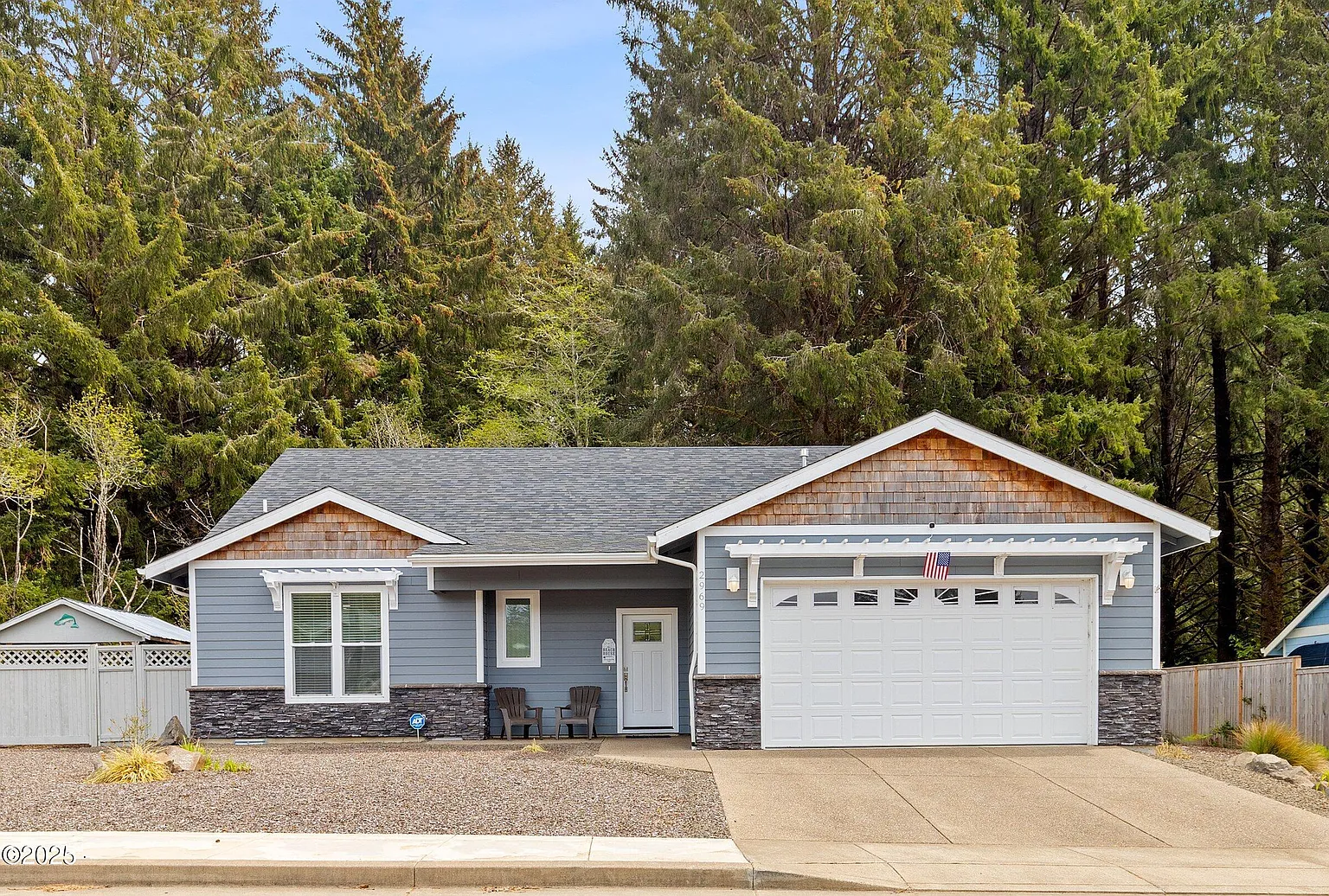 2969 NE 61st Pl photo 1