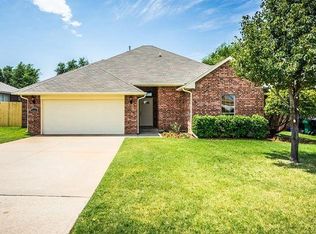 8501 Rambling Rd, Oklahoma City, OK 73132