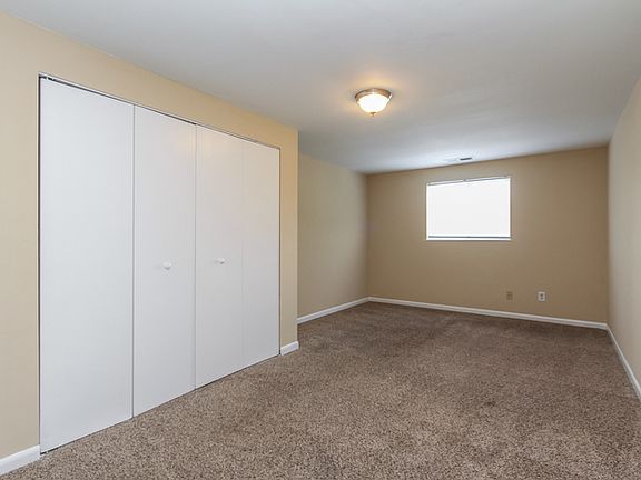 3rd image of 2543 N Saturn Dr