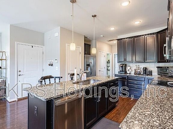 5th image of 13917 Hollow Wind Way Unit 101