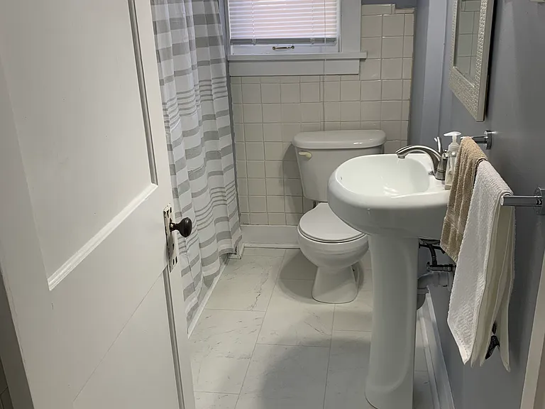 1274 SW High Ave — Photo 6