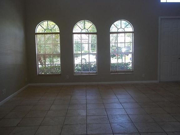 3rd image of 3057 SW Newberry Ct